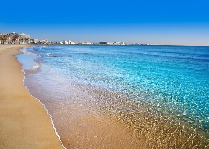 Huge Beachfront For Relaxing *